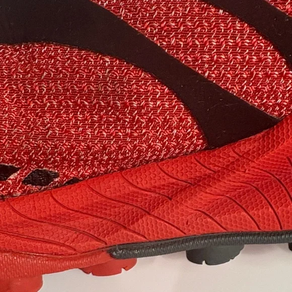 Merrell Men's Black and Red Trail Running Shoes - Picture 5 of 14